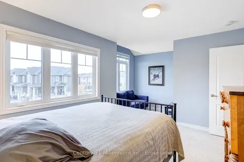 22 Kirby Avenue Collingwood ON L9Y 3W8