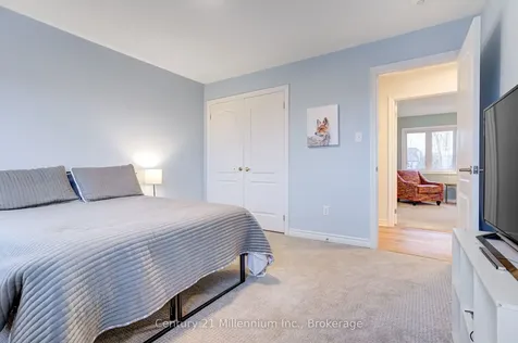 22 Kirby Avenue Collingwood ON L9Y 3W8