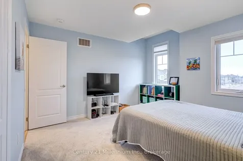 22 Kirby Avenue Collingwood ON L9Y 3W8