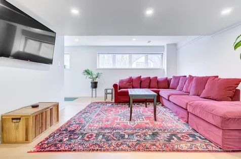 22 Kirby Avenue Collingwood ON L9Y 3W8