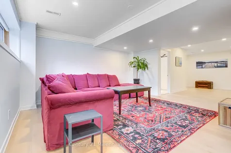 22 Kirby Avenue Collingwood ON L9Y 3W8