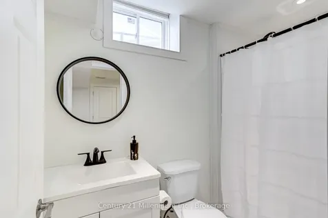 22 Kirby Avenue Collingwood ON L9Y 3W8