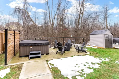 22 Kirby Avenue Collingwood ON L9Y 3W8