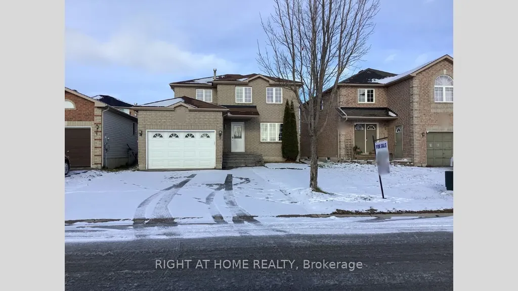 214 Dunsmore Lane Barrie ON L4M 7A3