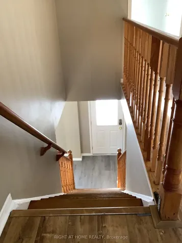 214 Dunsmore Lane Barrie ON L4M 7A3