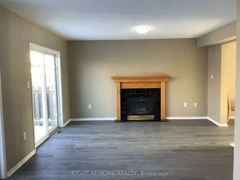 214 Dunsmore Lane Barrie ON L4M 7A3