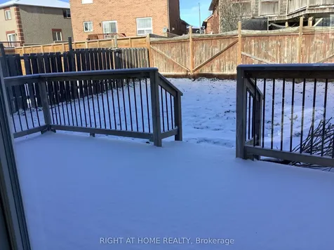 214 Dunsmore Lane Barrie ON L4M 7A3