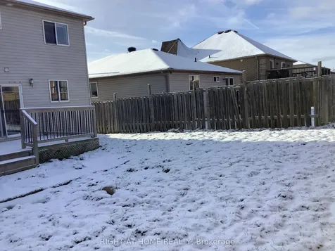 214 Dunsmore Lane Barrie ON L4M 7A3