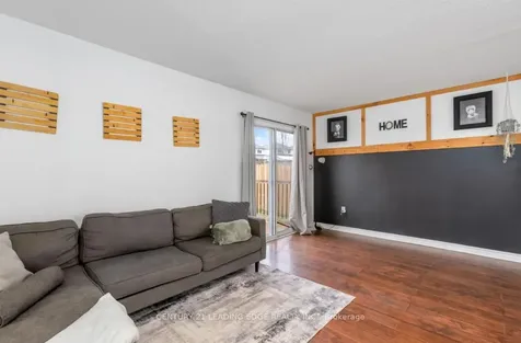 48 D'ambrosio Drive Barrie ON L4N 6V6