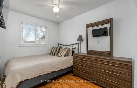 48 D'ambrosio Drive Barrie ON L4N 6V6