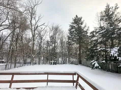 48 Redfern Avenue Barrie ON L4N 9G3