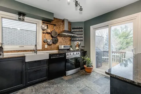 71 Garden Drive Barrie ON L4N 5T9