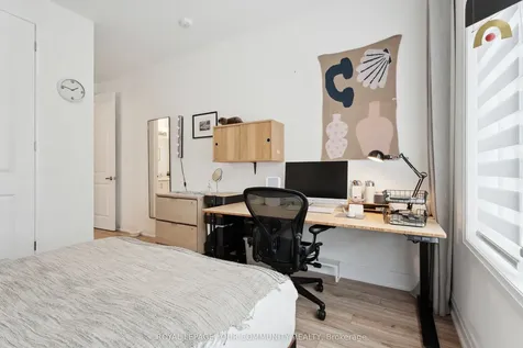 33 Mabern Street Barrie ON L9J 0H9