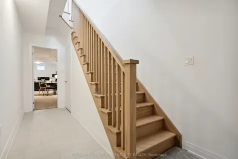 33 Mabern Street Barrie ON L9J 0H9