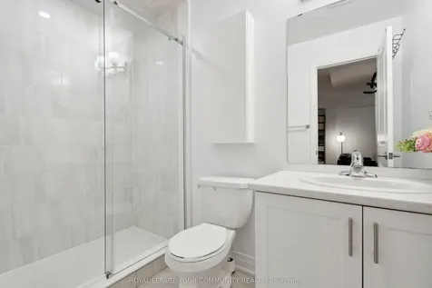 33 Mabern Street Barrie ON L9J 0H9