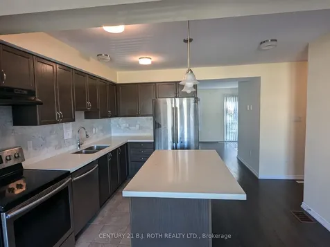 99 Frank's Way Barrie ON L4N 3J1