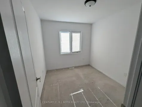 99 Frank's Way Barrie ON L4N 3J1