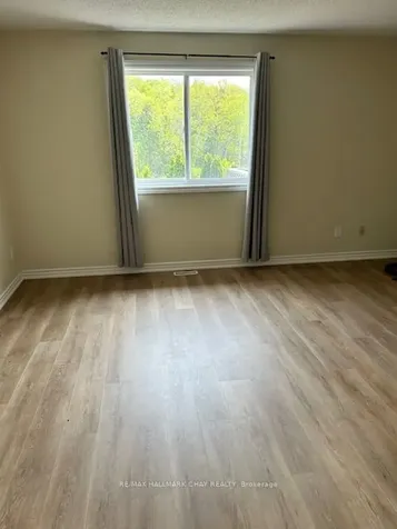 195 Pringle Drive Barrie ON L4N 0P7