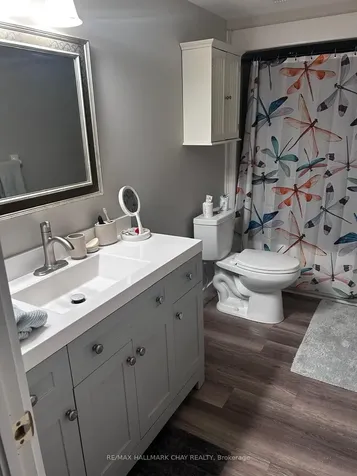 195 Pringle Drive Barrie ON L4N 0P7