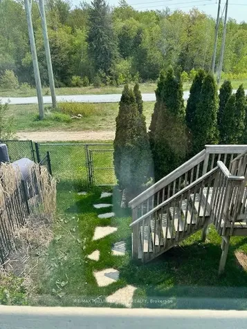 195 Pringle Drive Barrie ON L4N 0P7