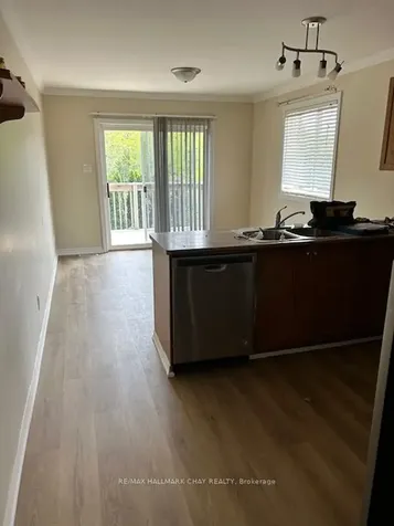 195 Pringle Drive Barrie ON L4N 0P7