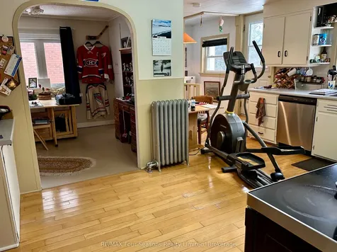 210 Saunders Street Clearview ON L0M 1S0