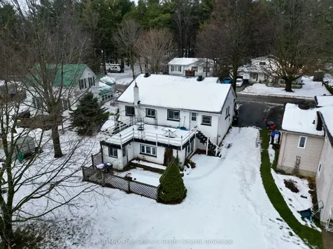 210 Saunders Street Clearview ON L0M 1S0