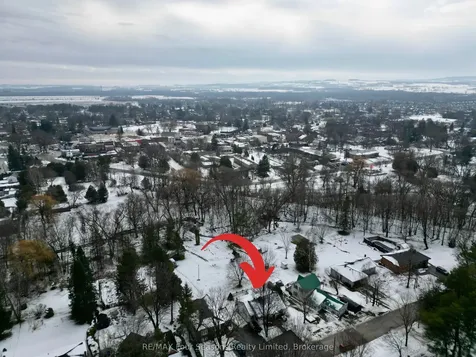 210 Saunders Street Clearview ON L0M 1S0