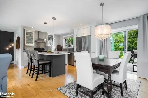 18 Nelson Street Clearview ON L0M 1G0