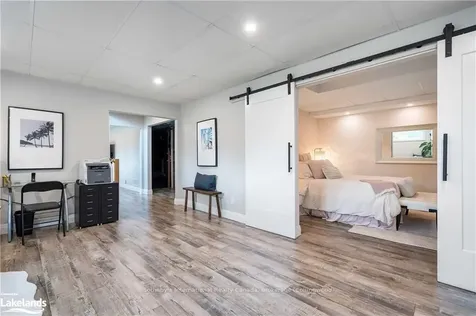 18 Nelson Street Clearview ON L0M 1G0