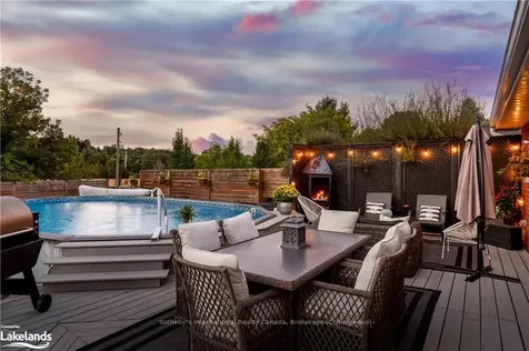 18 Nelson Street Clearview ON L0M 1G0