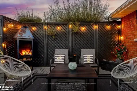 18 Nelson Street Clearview ON L0M 1G0