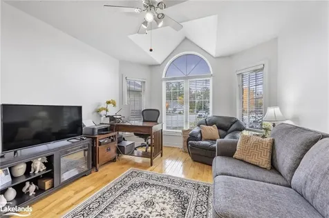 46 Donato Way Wasaga Beach ON L9Z 1R9