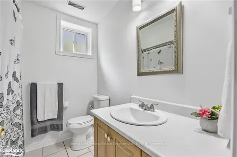 46 Donato Way Wasaga Beach ON L9Z 1R9