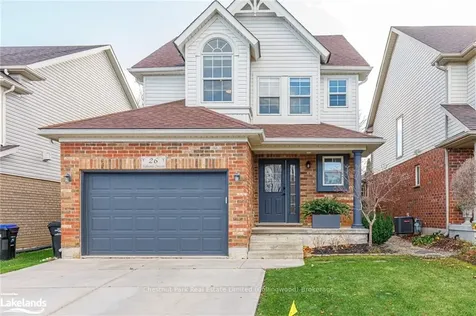 26 Highlands Crescent Collingwood ON L9Y 5H3
