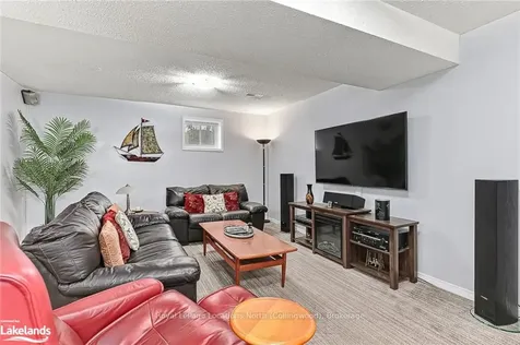 55 Dillon Drive Collingwood ON L9Y 4S5