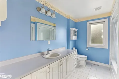 4228 Hogback Road Clearview ON L0M 1K0