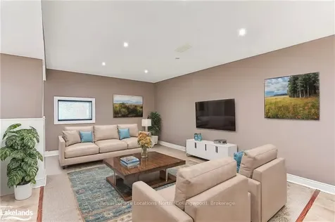 4228 Hogback Road Clearview ON L0M 1K0