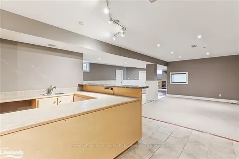 4228 Hogback Road Clearview ON L0M 1K0