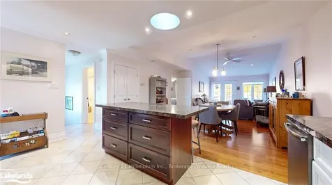 71 Greenway Drive Wasaga Beach ON L9Z 0E6