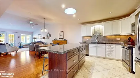 71 Greenway Drive Wasaga Beach ON L9Z 0E6