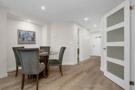 9 Caribou Court Barrie ON L4N 8N3