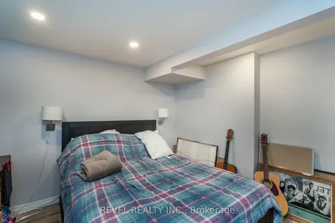 6 Huron Street Barrie ON L4M 5H3