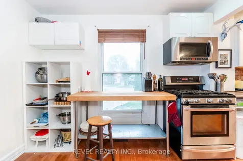 6 Huron Street Barrie ON L4M 5H3