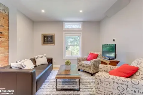 402 Third Street Collingwood ON L9Y 1L8