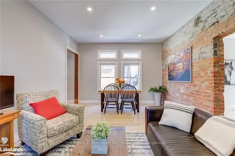 402 Third Street Collingwood ON L9Y 1L8