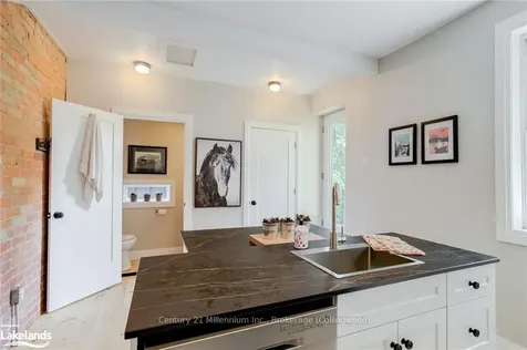 402 Third Street Collingwood ON L9Y 1L8