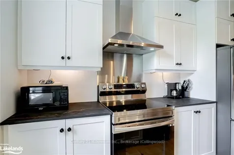 402 Third Street Collingwood ON L9Y 1L8