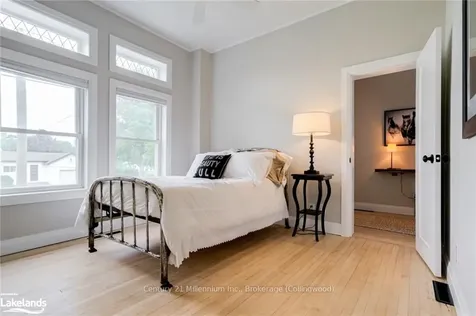 402 Third Street Collingwood ON L9Y 1L8
