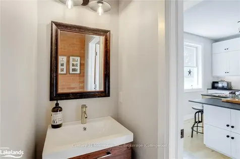 402 Third Street Collingwood ON L9Y 1L8